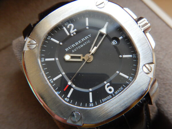 SUPERBE BURBERRY SPORT CHIC "THE BRITAIN" AUTOMATIC SWISS FULL SET PARFAIT ÉTAT – Image 7