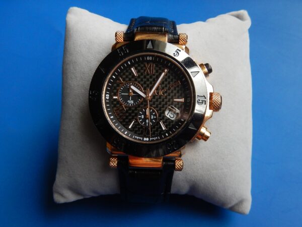 CHRONO GUESS COLLECTION DORÉE ROSE PVD NOIR BOITE PAPIERS GARANTIE 2ANS TOP ÉTAT – Image 9