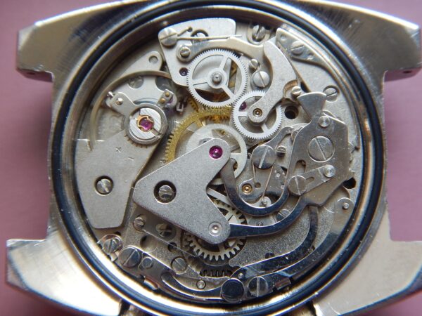 1964 MASSIF CHRONO PANDA SKIN DIVER PLONGÉE 20 ATM SWISS EMPEROR VALJOUX 7733 – Image 7