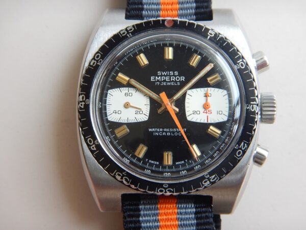 1964 MASSIF CHRONO PANDA SKIN DIVER PLONGÉE 20 ATM SWISS EMPEROR VALJOUX 7733 – Image 3