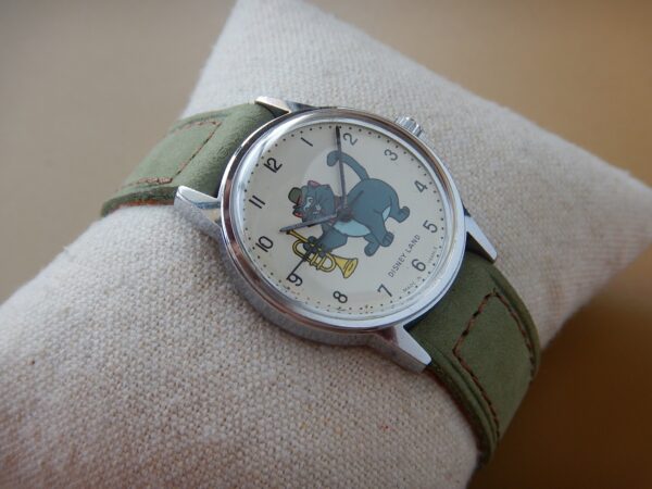 TRÈS RARE MONTRE DISNEY SCAT CAT ARISTOCHATS DÉBUT 70 REMONTAGE MANUEL TOP ÉTAT – Image 5