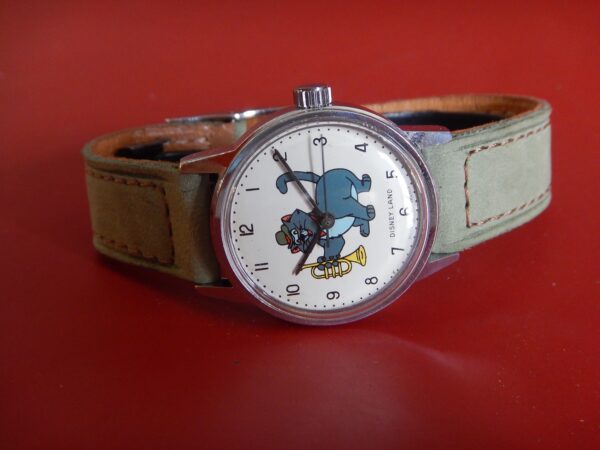 TRÈS RARE MONTRE DISNEY SCAT CAT ARISTOCHATS DÉBUT 70 REMONTAGE MANUEL TOP ÉTAT – Image 10