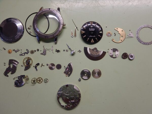 ZODIAC SEA WOLF SKIN DIVER PLONGEE 200 M ACIER AUTOMATIC FIN 50 REVISÉE GARANTIE – Image 10