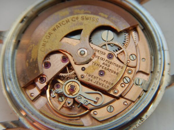 1966 CHRONOMETRE OMEGA CONSTELLATION CADRAN PIE PAN AUTOMATIQUE OR ROSE & ACIER – Image 13