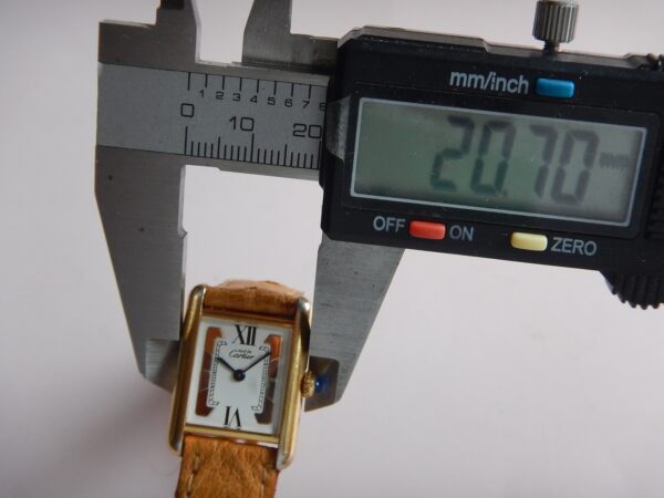 CARTIER TANK MUST VERMEIL BOUCLE DEPLOYANTE RARE CADRAN 3 ORS DANS SA POCHETTE – Image 17