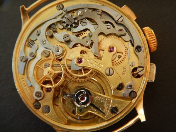 1940' CHRONO UNIVERSAL GENEVE COMPAX OR 18K Cal. 386 COMPLETE SERVICE SUPER ÉTAT – Image 13