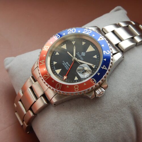 90' ZODIAC GMT PROFESSIONAL PEPSI SKIN DIVER PLONGÉE 200 M ACIER GARANTIE 2 ANS